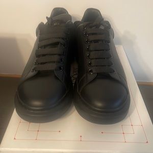 Mens Oversized Alexander mcqueens size 9.5